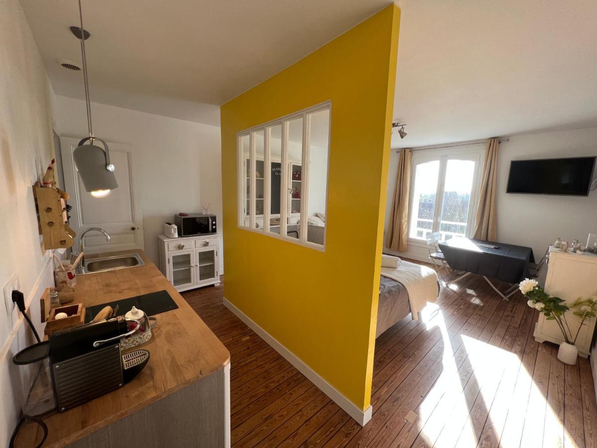 Apartmán Le Manoir Des Lys Tilly-sur-Seulles Exteriér fotografie
